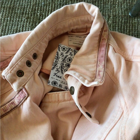 NEW! Rare Free People we the free peach denim trench coat - Picture 5 of 16